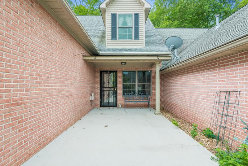5003 Fairground Pl, Kingston, TN 37763