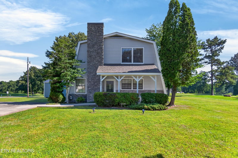 5005 Cheyenne Dr, Crossville, TN 38572