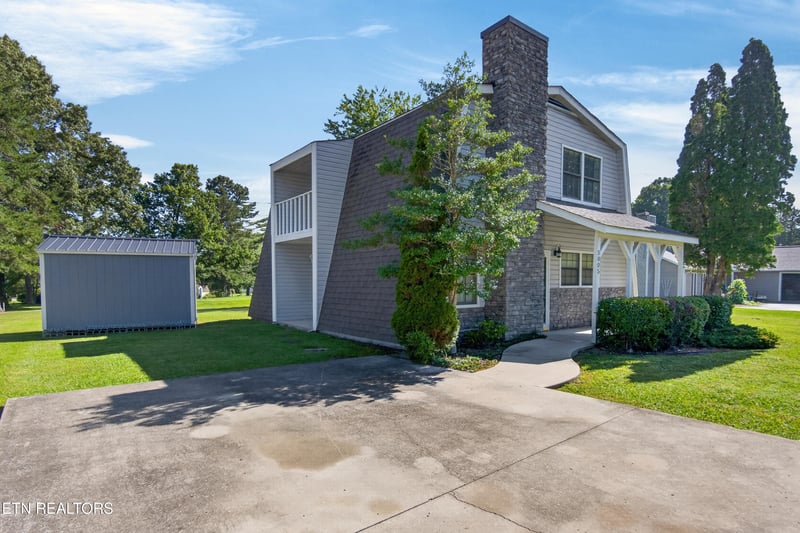 5005 Cheyenne Dr, Crossville, TN 38572