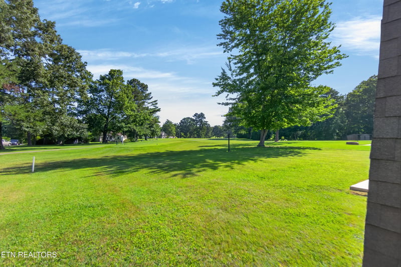 5005 Cheyenne Dr, Crossville, TN 38572