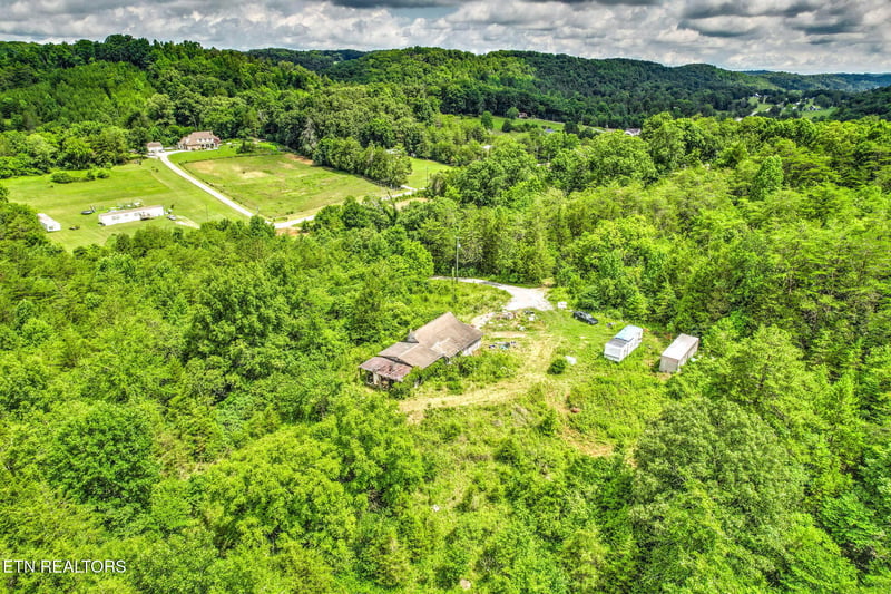 5008 E Raccoon Valley Dr, Knoxville, TN 37938