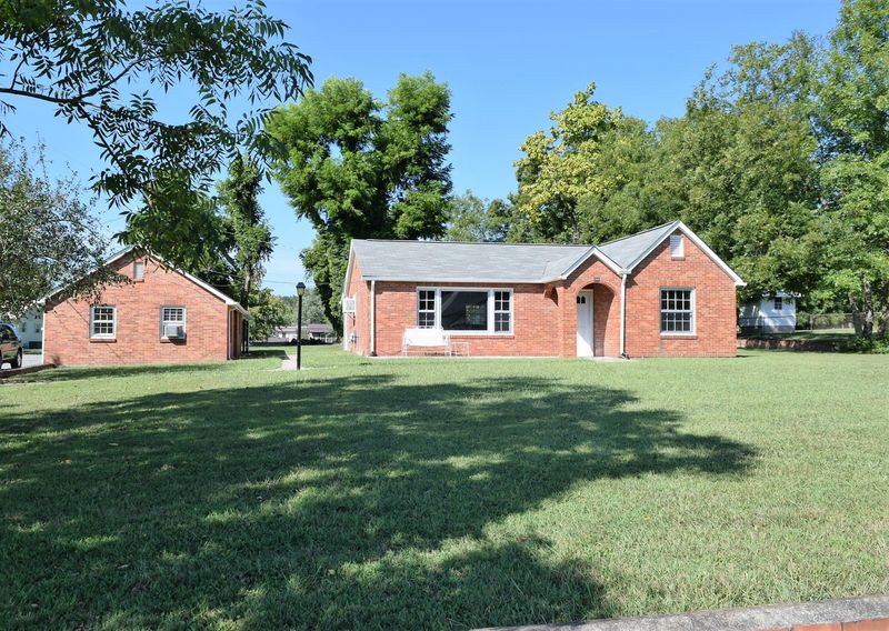 501 Athens Pike, Etowah, TN 37331