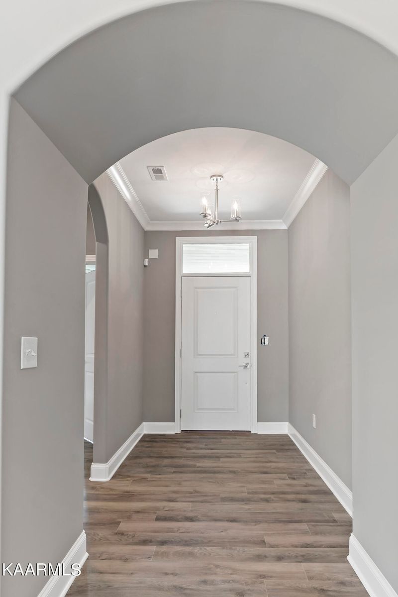501 Chestnut Pl, Loudon, TN 37774