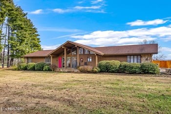 501 County Road 126, Athens, TN 37303