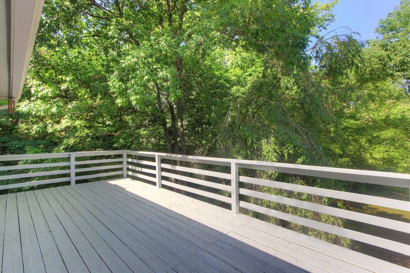 501 Echo Valley Rd, Knoxville, TN 37923