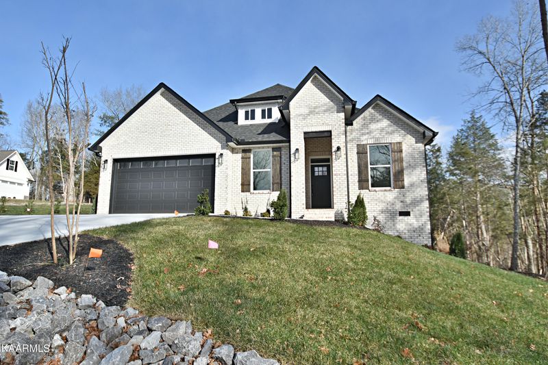501 Igoti Pl, Loudon, TN 37774