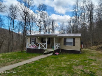 501 Jakes Branch Rd, Pioneer, TN 37847