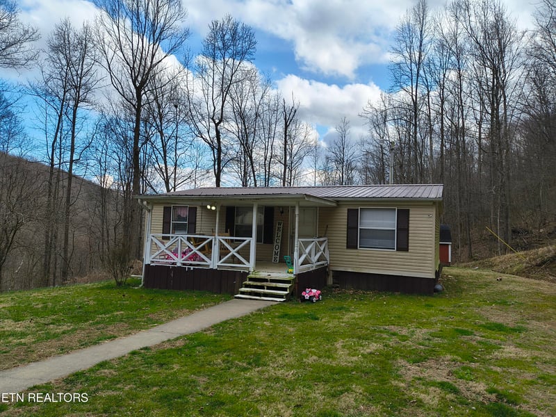 501 Jakes Branch Rd, Pioneer, TN 37847