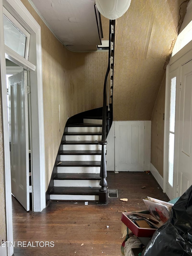 501 N High St, Sweetwater, TN 37874