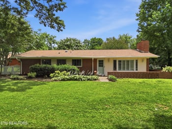 501 Rockingham Dr, Knoxville, TN 37909