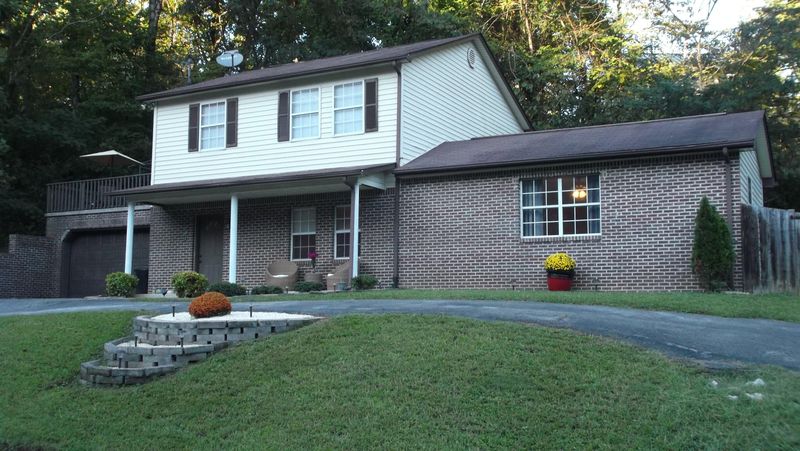 501 Spring St, Clinton, TN 37716
