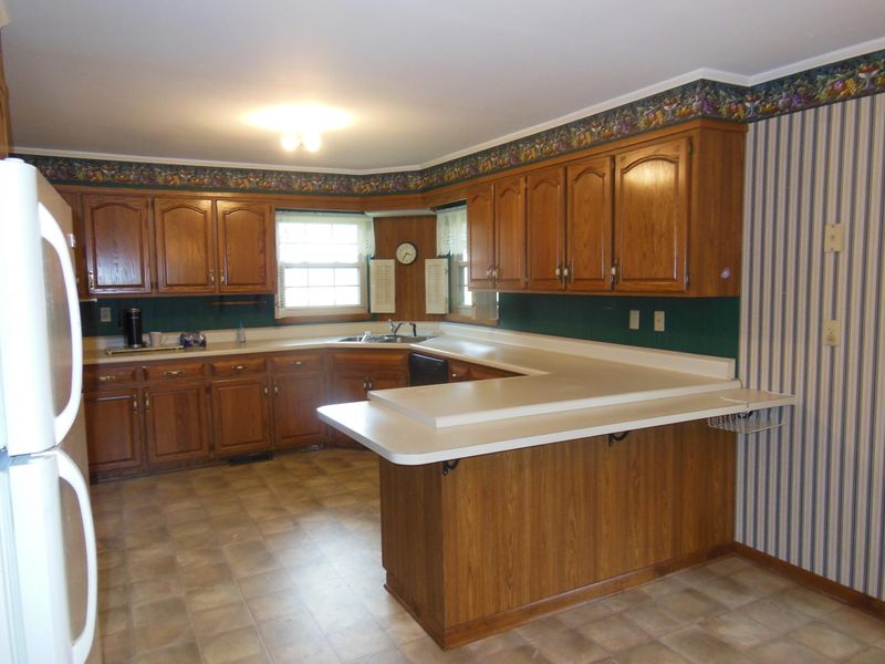 501 Washington Ave, Etowah, TN 37331