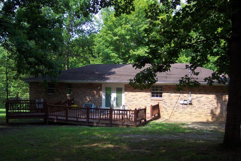 501 Wilkins Ave, Etowah, TN 37331
