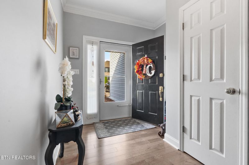 5012 Magic Lantern Dr, Knoxville, TN 37918