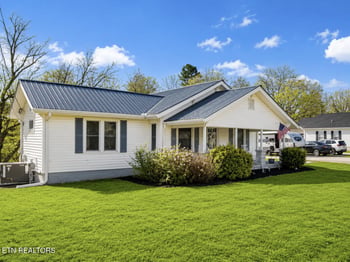 5012 Strawberry Plains Pike, Knoxville, TN 37914