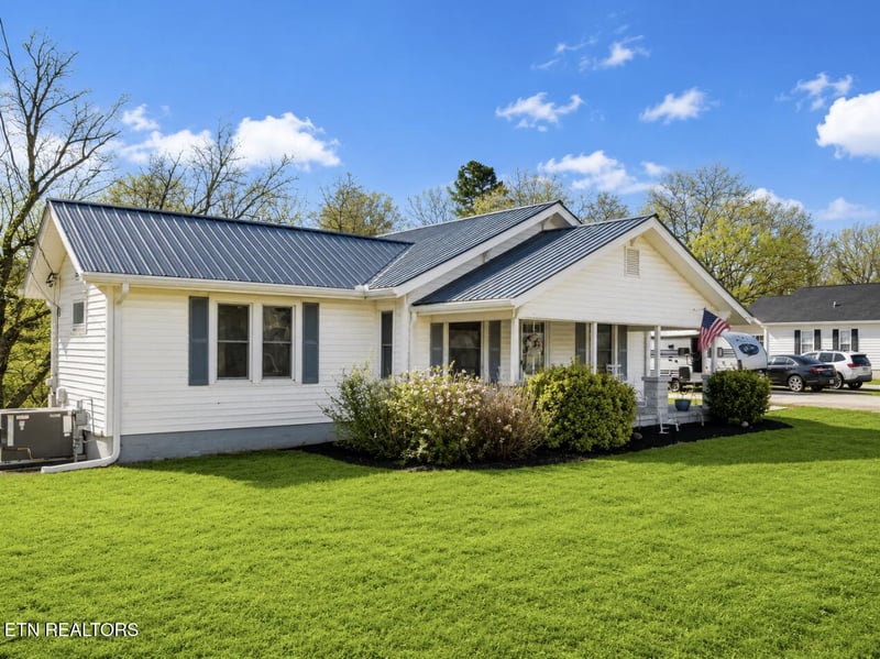 5012 Strawberry Plains Pike, Knoxville, TN 37914