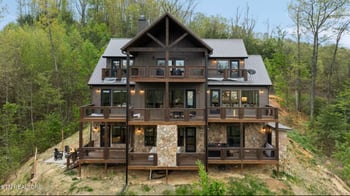 5016 Long Rifle Rd, Walland, TN 37886