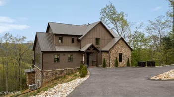 5016 Long Rifle Rd, Walland, TN 37886