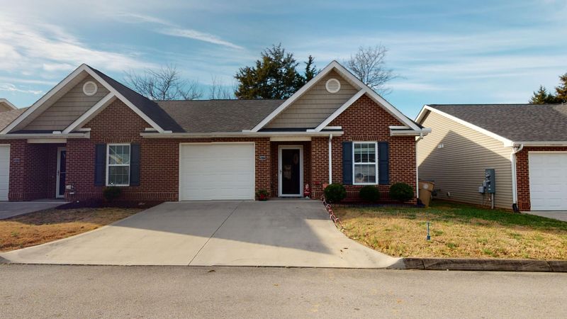5017 White Petal Way, Knoxville, TN 37912