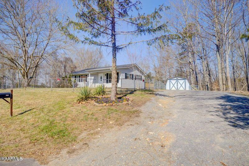 502 Chestnut Ridge Road Rd, Heiskell, TN 37754