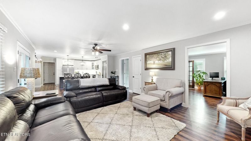 502 Mapletree Dr, Knoxville, TN 37934