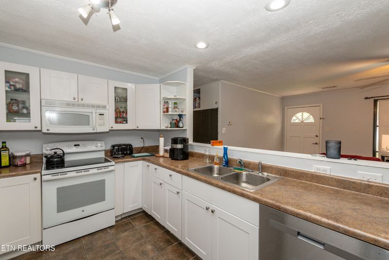 502 S Maple St, Maryville, TN 37803