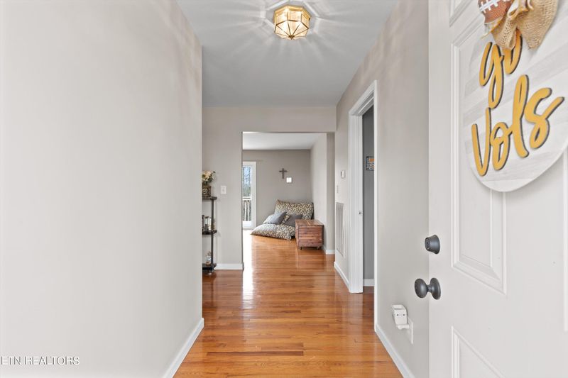 502 Skyline View Ln, Harriman, TN 37748