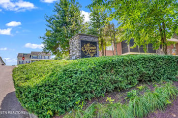 5021 Magic Lantern Dr, Knoxville, TN 37918