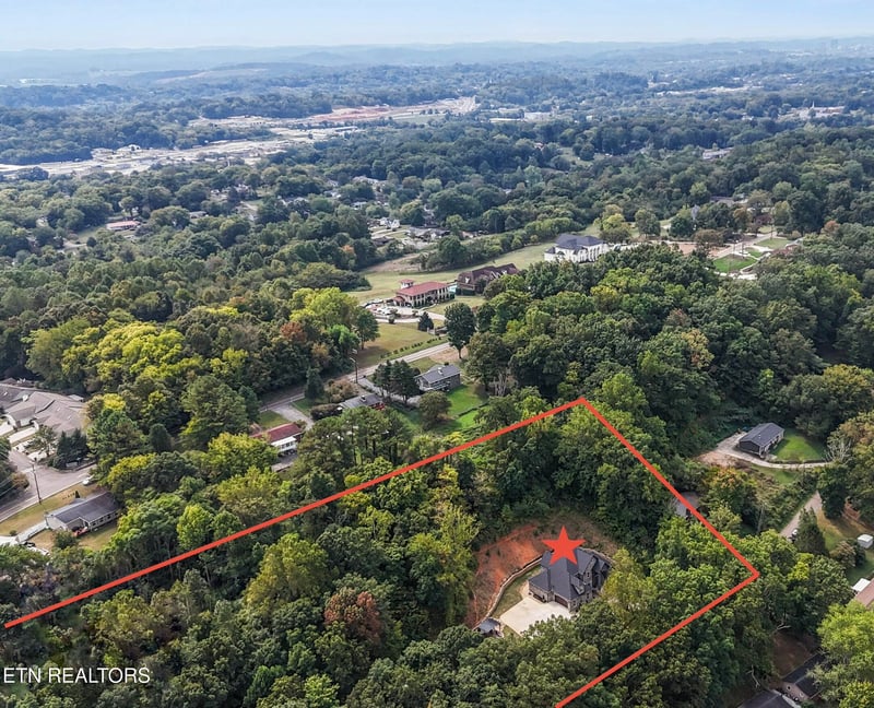 5024 Skyview, Knoxville, TN 37917