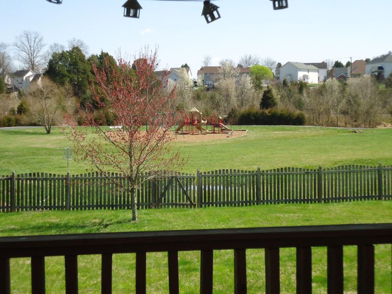 5028 Magic Lantern Dr, Knoxville, TN 37918