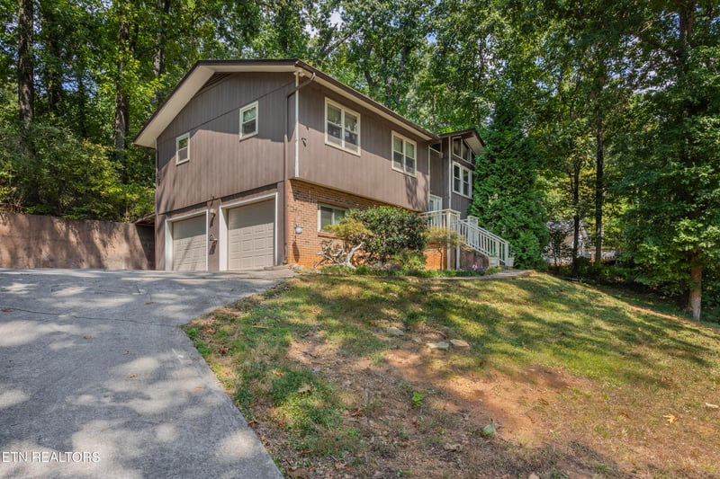 5029 Ridgemont Dr, Knoxville, TN 37918