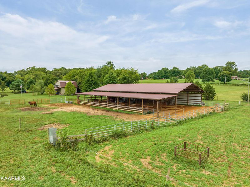 503 County Road 804, Etowah, TN 37331