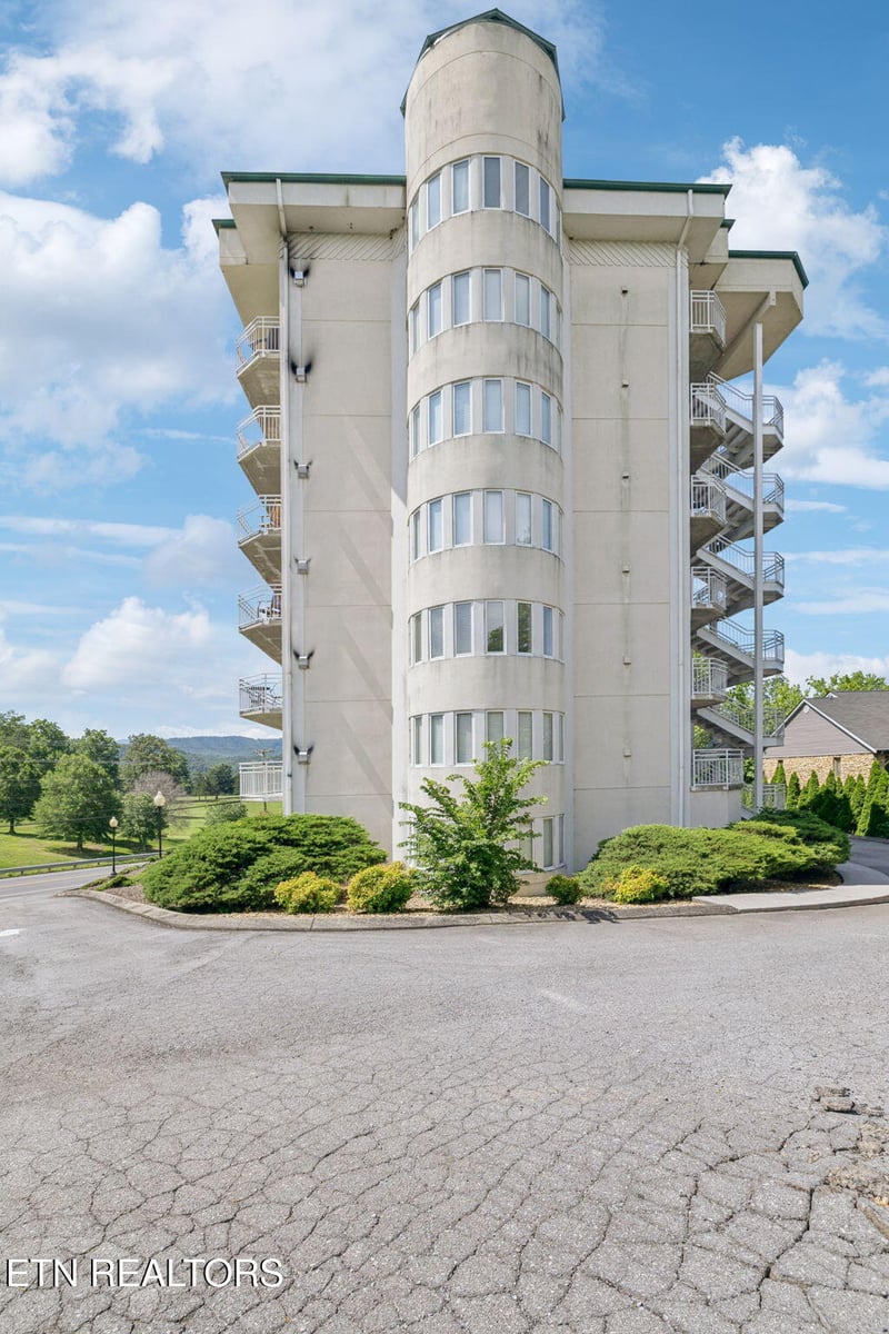 503 Dollywood Ln #132, Pigeon Forge, TN 37863