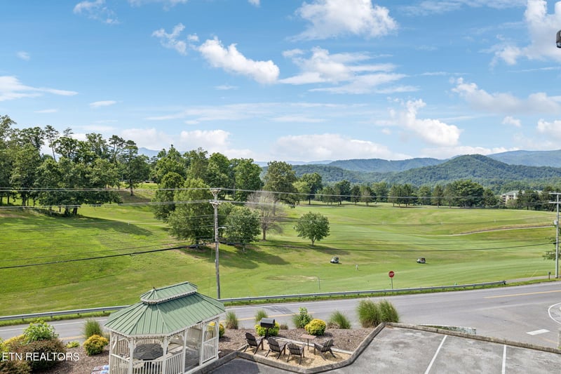 503 Dollywood Ln #132, Pigeon Forge, TN 37863