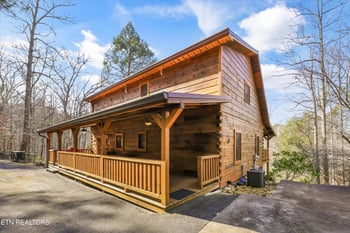 503 Domar Ct, Townsend, TN 37882