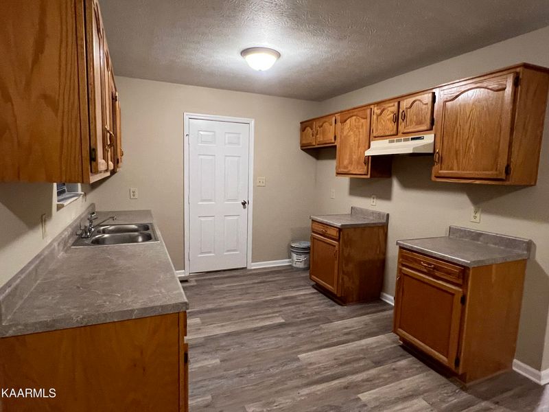 503 S Wilder Ave, Rockwood, TN 37854