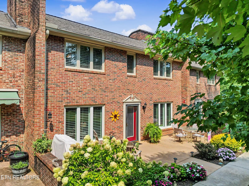503 Selkirk Dr, Maryville, TN 37803
