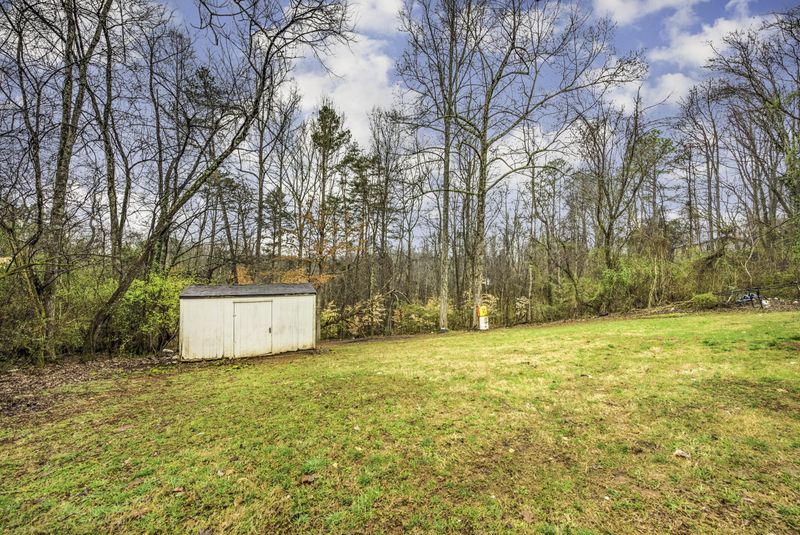 503 Skyline View Ln, Harriman, TN 37748