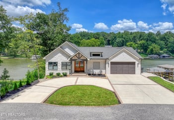 5033 Riversedge Rd, Louisville, TN 37777