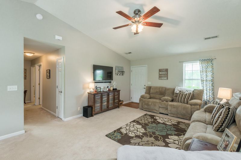 5035 Travis Powell Ln, Powell, TN 37849