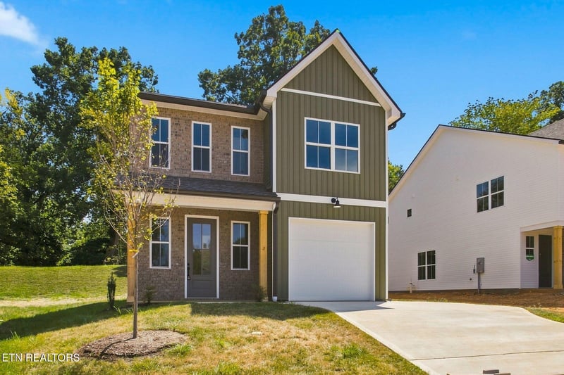 504 8th Ave, Lenoir City, TN 37771