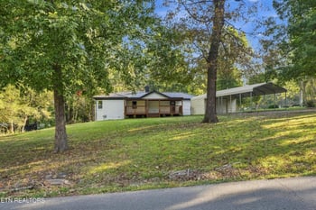 504 Akers St, Maryville, TN 37804