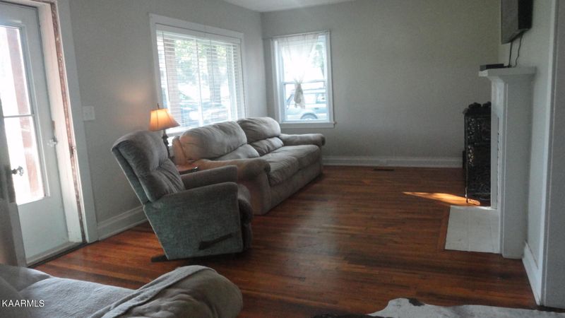 504 Englewood Ave, Englewood, TN 37329