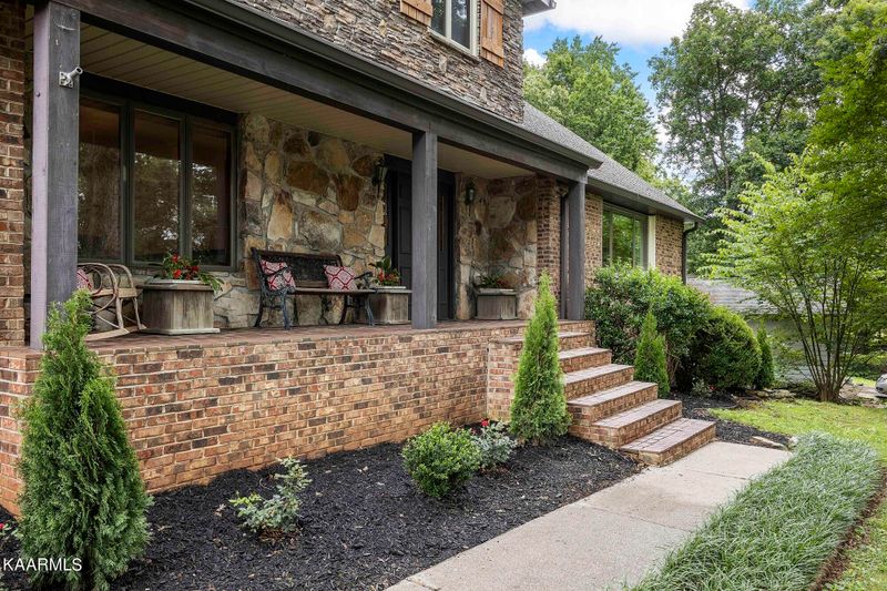504 Golden Harvest Rd, Knoxville, TN 37934