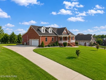 504 Lynnwood Dr, Athens, TN 37303