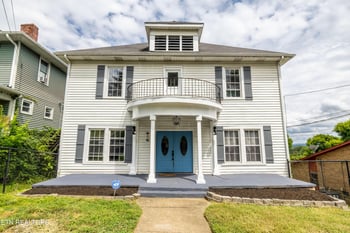 504 Surrey Rd, Knoxville, TN 37915