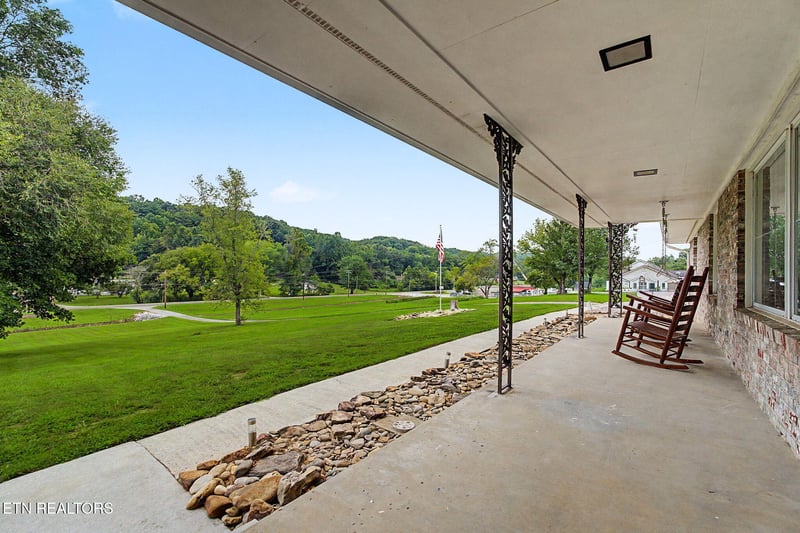 5047 Harriman Hwy, Oliver Springs, TN 37840