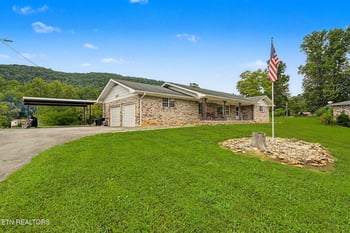 5047 Harriman Hwy, Oliver Springs, TN 37840