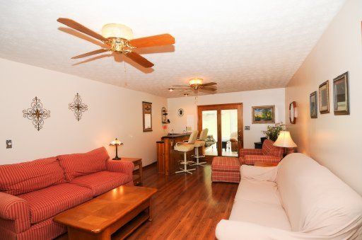 5048 Nails, Rockford, TN 37853