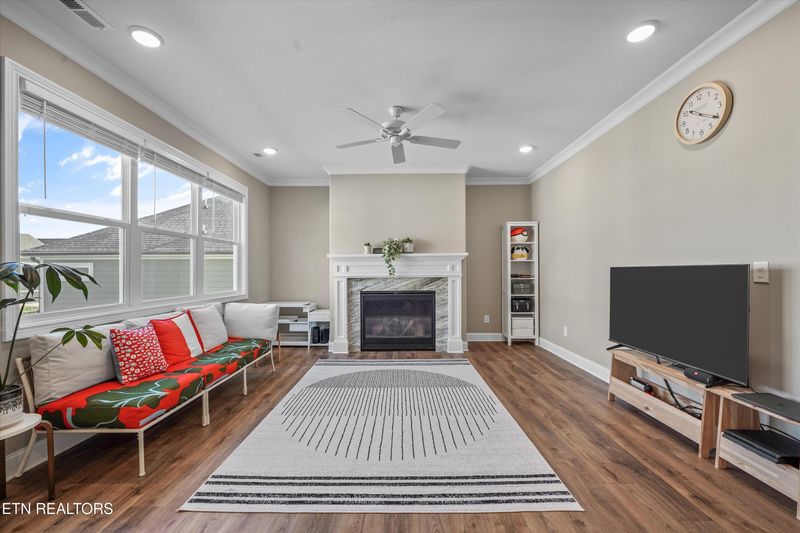 505 Chestnut Pl, Loudon, TN 37774